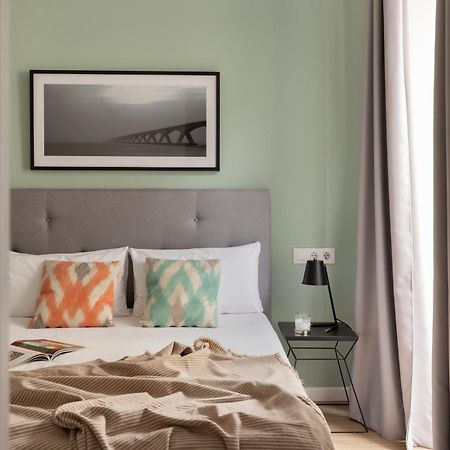 Apartamentos Libere Valencia Abastos Luaran gambar