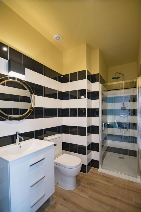 Apartamentos Libere Valencia Abastos Luaran gambar