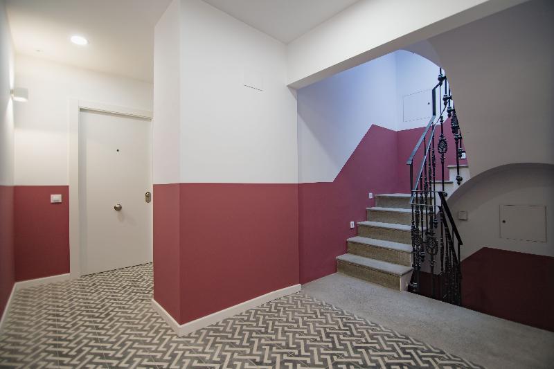 Apartamentos Libere Valencia Abastos Luaran gambar