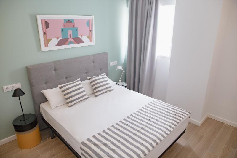 Apartamentos Libere Valencia Abastos Luaran gambar