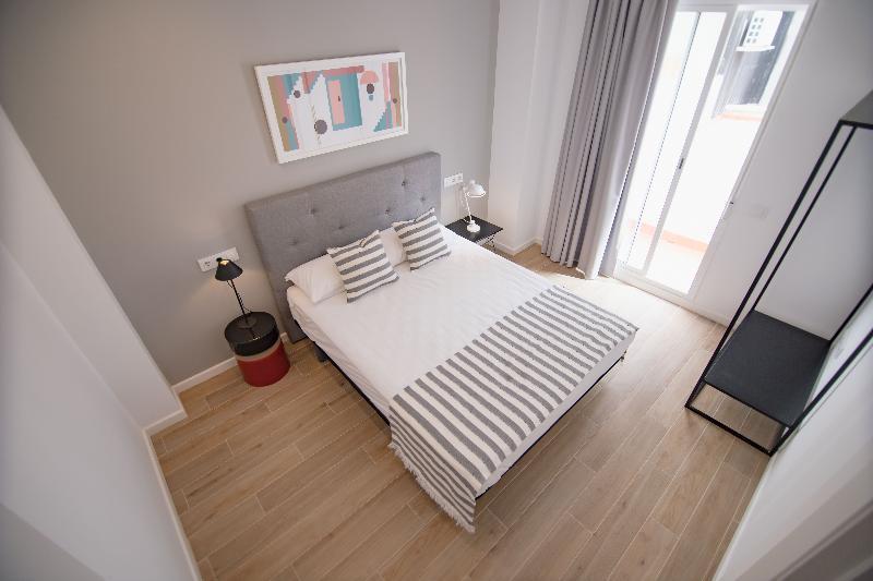 Apartamentos Libere Valencia Abastos Luaran gambar